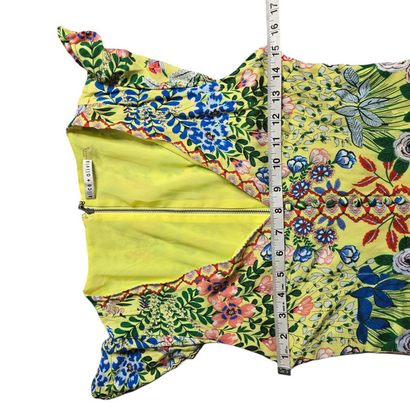 Alice + Olivia Hadley Button Front Dress in Wildflower Daffodil Size: 2 - Picture 6 of 8